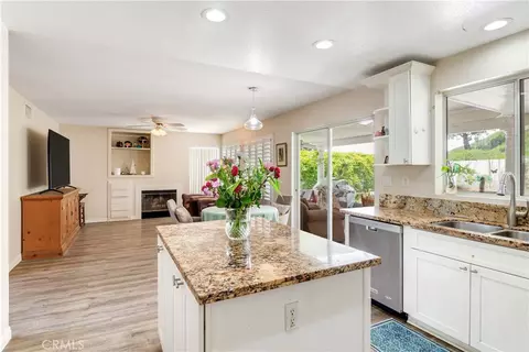 Kitchen - 43359 Via Sabino, Temecula, CA 92592 photo 3 of 4