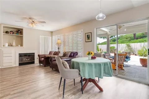 Living - 43359 Via Sabino, Temecula, CA 92592 photo 2 of 2