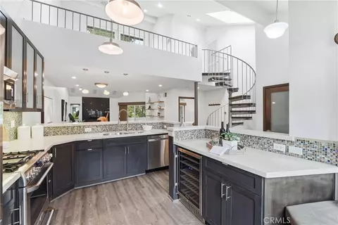 19401 Sunray Ln #204, Huntington Beach, CA 92648