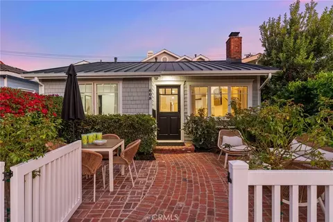 608 Jasmine Ave, Corona Del Mar, CA 92625