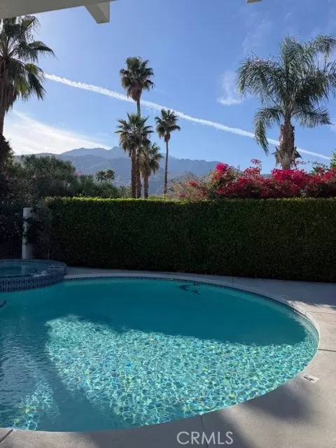 1371 E Del Paso, Palm Springs, CA 92262