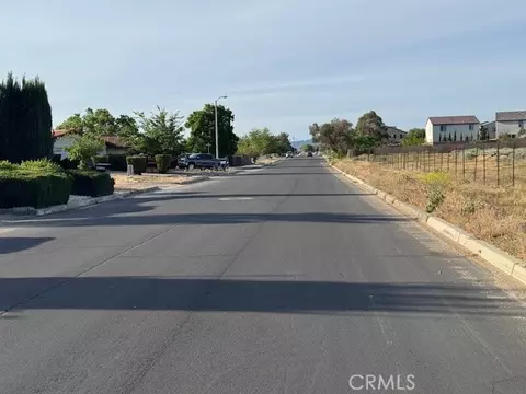 View/Area - 10333 Tamarisk Ave, Hesperia, CA 92345 photo 2 of 2