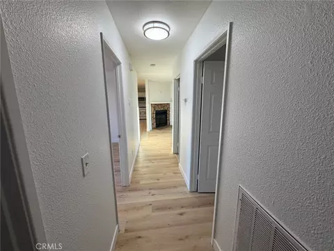 Entry Way - 10333 Tamarisk Ave, Hesperia, CA 92345 photo 1 of 6