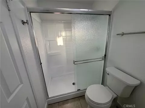Bath - 10333 Tamarisk Ave, Hesperia, CA 92345 photo 3 of 9