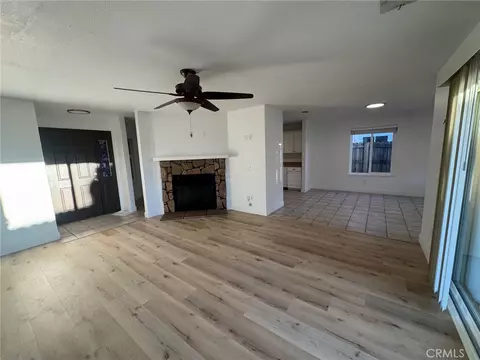 Living - 10333 Tamarisk Ave, Hesperia, CA 92345 photo 9 of 10