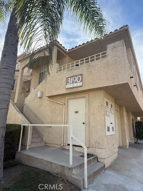 3190 Puesta Del Sol Ct #201, Corona, CA 92882