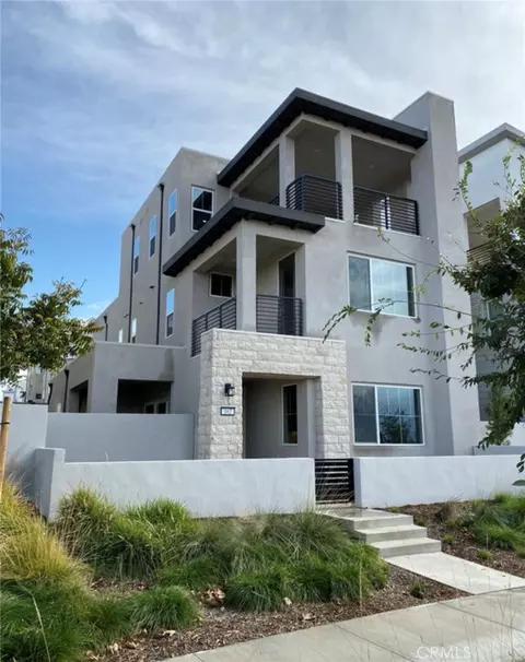 162 Perspective, Irvine, CA 92618