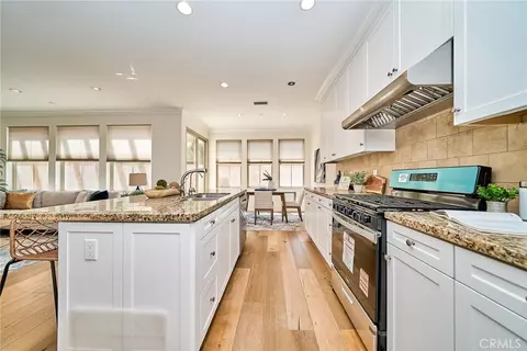 Kitchen - 121 Baritone, Irvine, CA 92620 photo 2 of 2