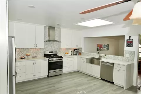 4615 Castana Ave, Lakewood, CA 90712