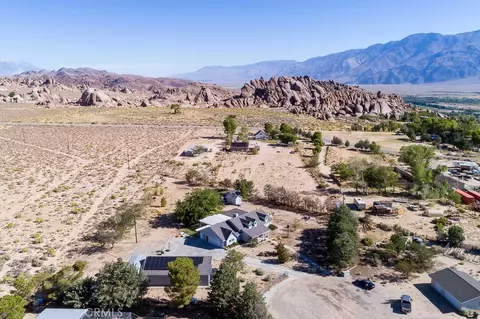 View/Area - 400 Dominy Dr, Lone Pine, CA 93545 photo 1 of 2