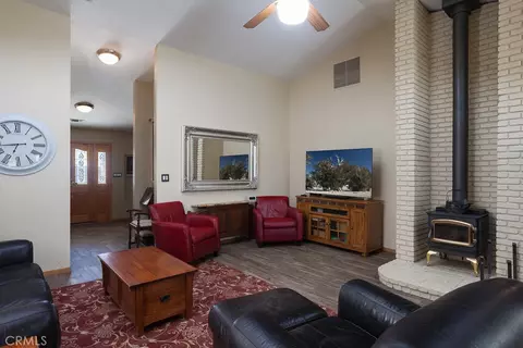Living - 400 Dominy Dr, Lone Pine, CA 93545 photo 1 of 1