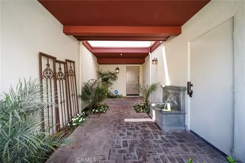 2741 Bungalow Pl, Corona Del Mar, CA 92625