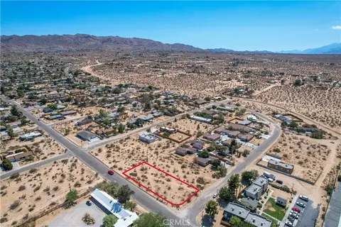 6650 Hillview Rd, Joshua Tree, CA 92252