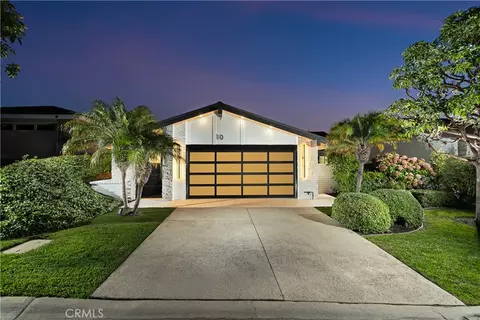 10 White Water Dr, Corona Del Mar, CA 92625