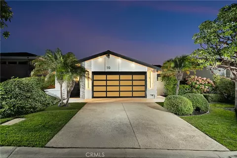 10 White Water Dr, Corona Del Mar, CA 92625