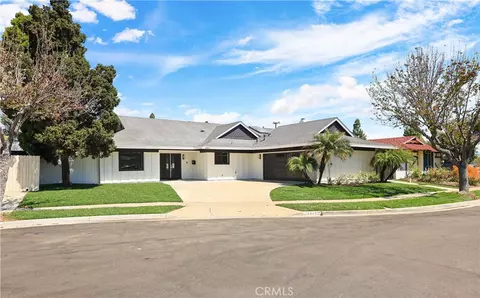 2861 Serang Pl, Costa Mesa, CA 92626