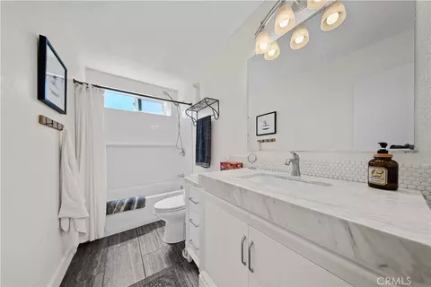 Bath - 17007 Ranchero Rd, Riverside, CA 92504 photo 4 of 4