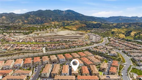 View/Area - 600 Shadowbrook, Lake Forest, CA 92610 photo 2 of 7