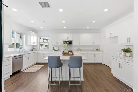 Kitchen - 600 Shadowbrook, Lake Forest, CA 92610 photo 1 of 2
