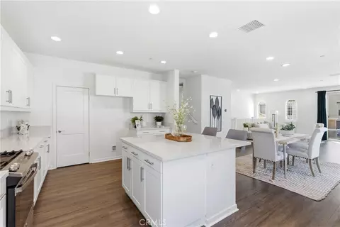 Kitchen - 600 Shadowbrook, Lake Forest, CA 92610 photo 2 of 3