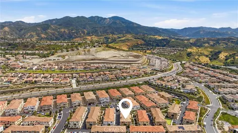 View/Area - 600 Shadowbrook, Lake Forest, CA 92610 photo 2 of 5