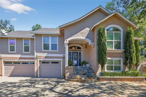 19370 Park Rdg, Hidden Valley Lake, CA 95467