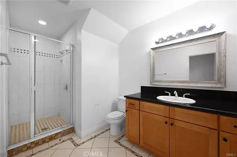 Bath - 426 Grant St, Oceanside, CA 92054 photo 3 of 9