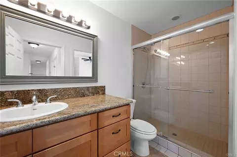 Bath - 426 Grant St, Oceanside, CA 92054 photo 7 of 9