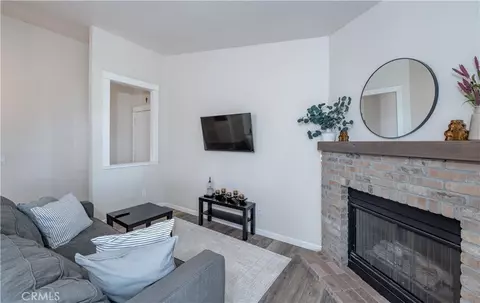 2552 Avenida Del Vis #204, Corona, CA 92882