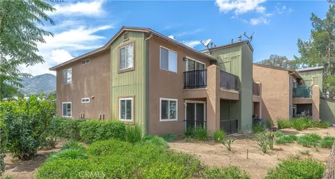 2552 Avenida Del Vis #204, Corona, CA 92882