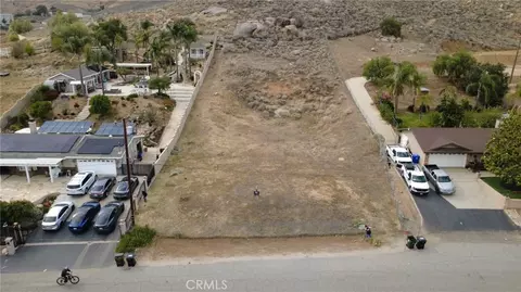 3829 Scenic Dr, Riverside, CA 92509 photo 5