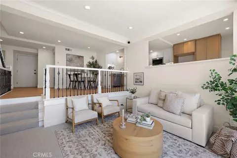 4 Odyssey Ct, Newport Beach, CA 92663