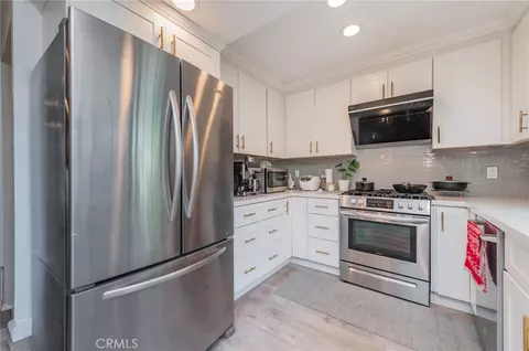 Kitchen - 8 Deodar, Irvine, CA 92604 photo 4 of 6