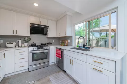 Kitchen - 8 Deodar, Irvine, CA 92604 photo 3 of 6