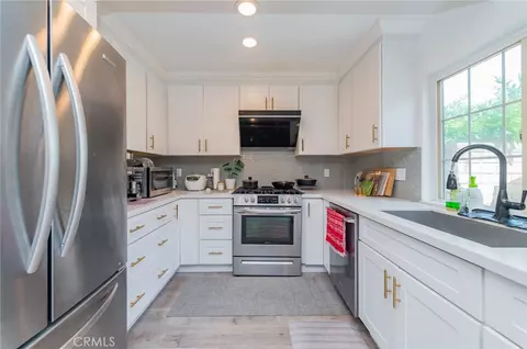 Kitchen - 8 Deodar, Irvine, CA 92604 photo 5 of 6