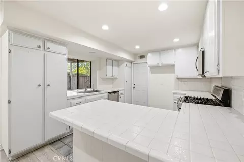 4502 Lubbock #D, Simi Valley, CA 93063 photo 23