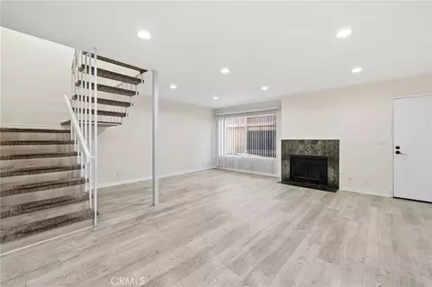 Living - 4502 Lubbock #D, Simi Valley, CA 93063 photo 5 of 5