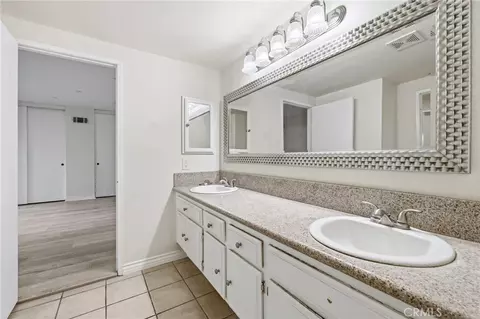 Bath - 4502 Lubbock #D, Simi Valley, CA 93063 photo 2 of 3
