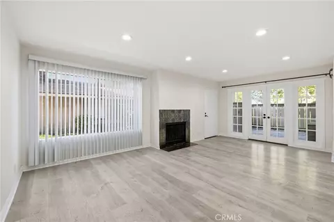 Living - 4502 Lubbock #D, Simi Valley, CA 93063 photo 3 of 5