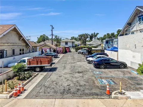606 S Main St, Santa Ana, CA 92701