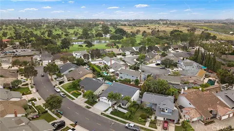 1789 Kinglet Ct, Costa Mesa, CA 92626
