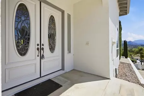 Entry Way - 16262 Oak Spgs, Ramona, CA 92065 photo 1 of 5