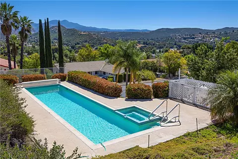 Exterior - 16262 Oak Spgs, Ramona, CA 92065 photo 5 of 8