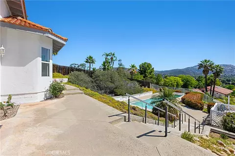 Exterior - 16262 Oak Spgs, Ramona, CA 92065 photo 3 of 8