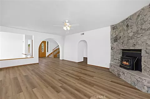 Living - 16262 Oak Spgs, Ramona, CA 92065 photo 4 of 8