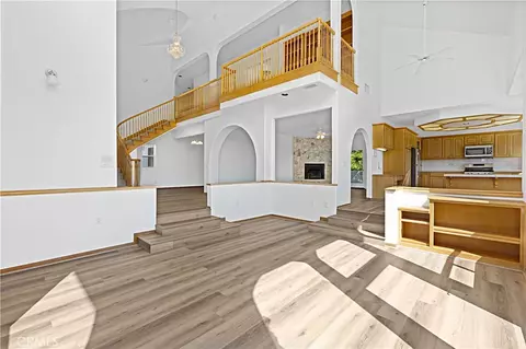 Living - 16262 Oak Spgs, Ramona, CA 92065 photo 2 of 5