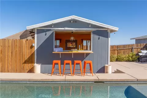 Exterior - 55780 Tracy Blvd, Yucca Valley, CA 92284 photo 6 of 12