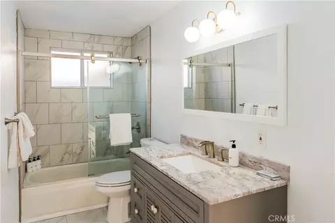 Bath - 55780 Tracy Blvd, Yucca Valley, CA 92284 photo 4 of 6