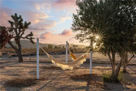 Exterior - 55780 Tracy Blvd, Yucca Valley, CA 92284 photo 10 of 12