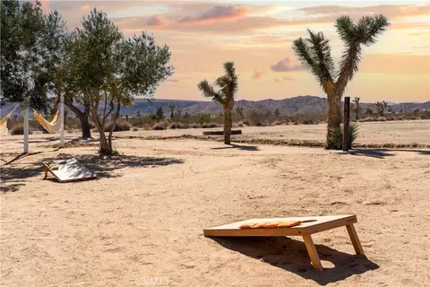 Exterior - 55780 Tracy Blvd, Yucca Valley, CA 92284 photo 9 of 12